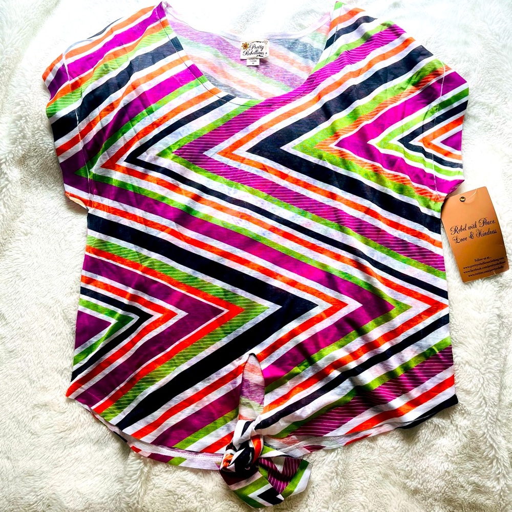 NWT Pretty Rebellious multi color top